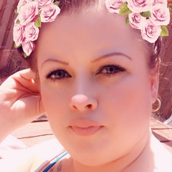 Meet your Posher, Veronica - Picture 3 of 8